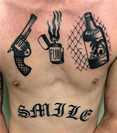 胸口左轮打火机酒瓶纹身图案