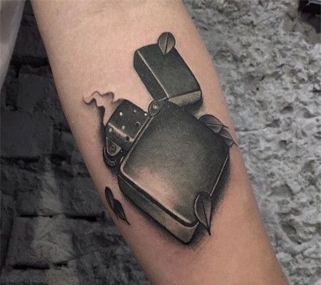 手臂黑灰色打火机立体纹身缩略频道推荐图