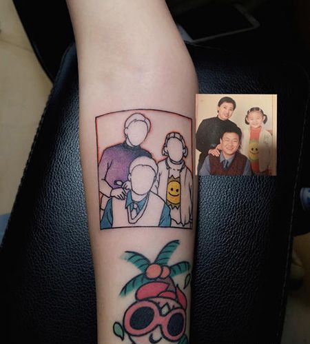 女生小臂家庭纹身图案