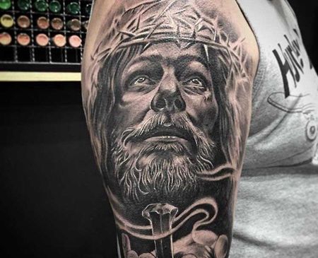 写实 大臂外侧 耶稣