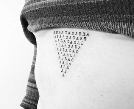 小清新 腹部 三角 字母