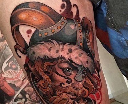 New school 大腿外侧 男人