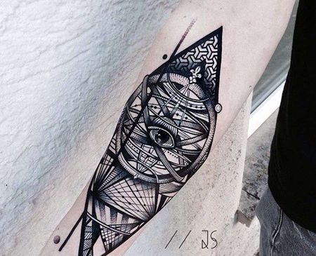 点刺 小臂内侧 眼睛 几何