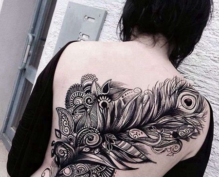 图腾 背部 花草