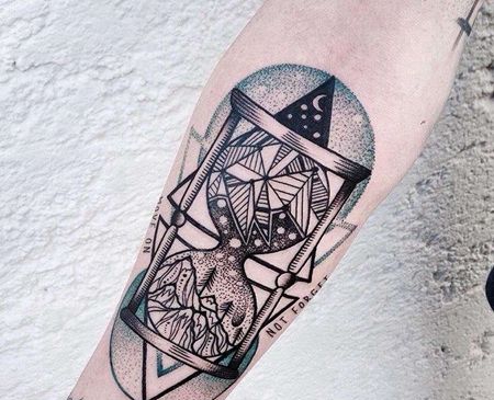 点刺 几何 大臂 沙漏