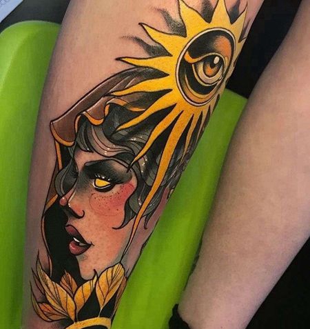 New School小腿人像眼睛纹身图案