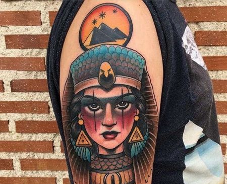 New School大腿人像甲虫纹身图案