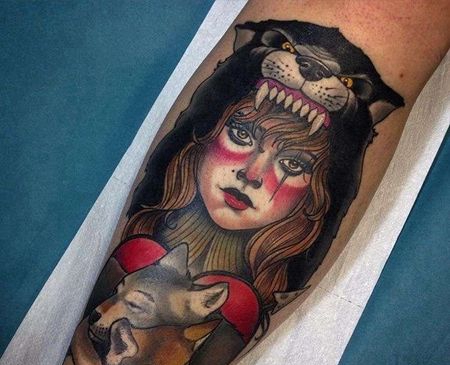 New School小臂人像狼纹身图案