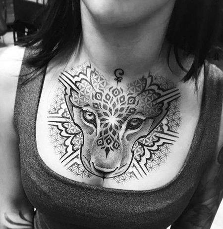 点刺几何胸口狮子纹身图案