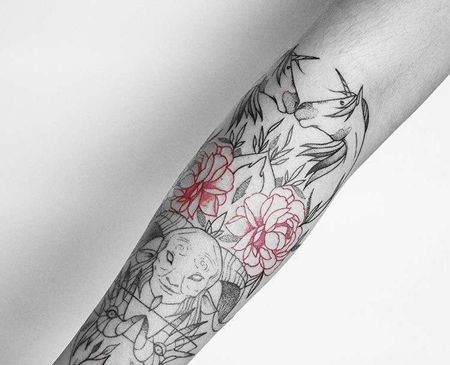 点刺线条几何小臂花卉纹身图案