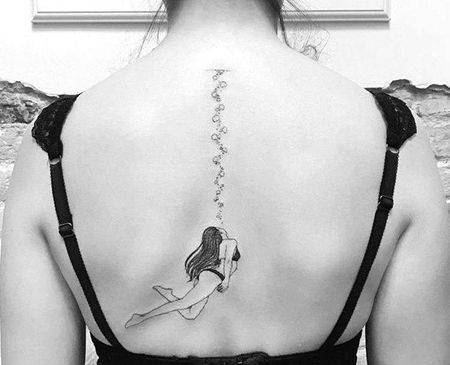 小清新后背潜水纹身图案