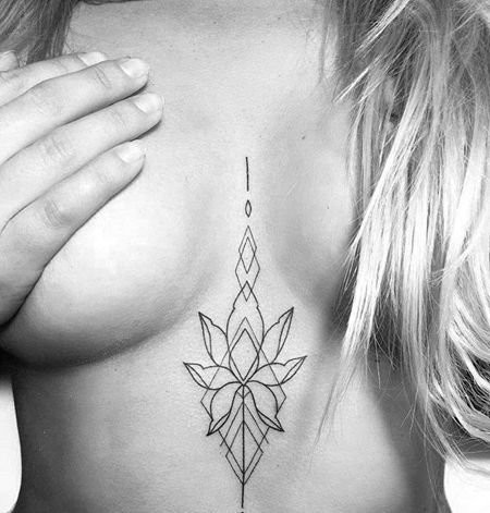 小清新线条胸下花卉叶子纹身图案