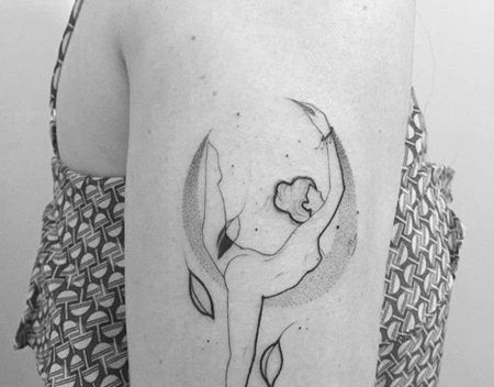 线条小清新大臂人像纹身图案