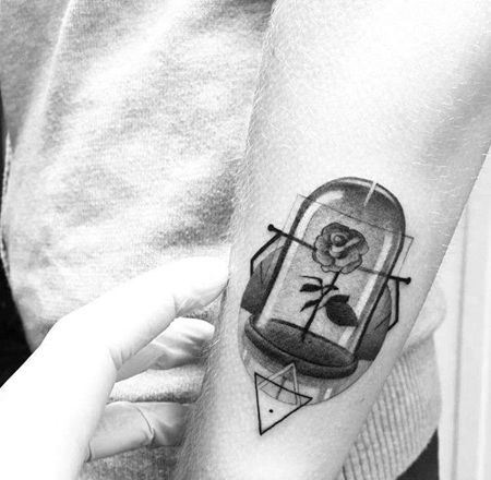 小清新小臂瓶子玫瑰纹身图案