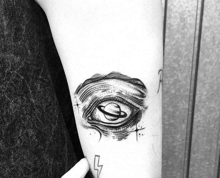 小清新点刺线条大臂眼睛星球纹身图案