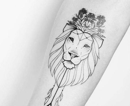 线条小臂狮子花卉纹身图案