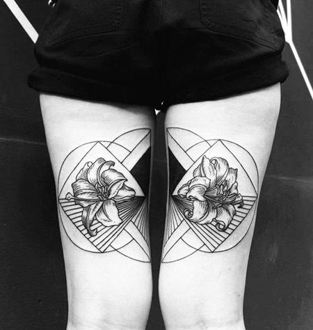 线条几何大腿花卉纹身图案
