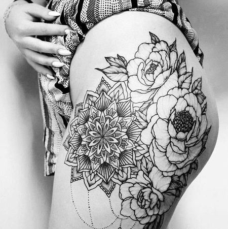 点刺几何大腿繁花花卉纹身图案