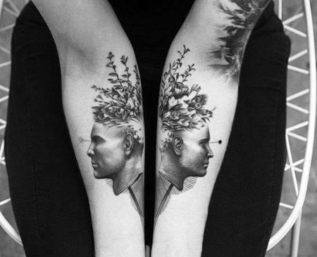 点刺小臂人像花卉纹身图案