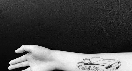 小清新小臂汽车纹身图案