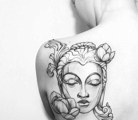 点线后肩菩萨花卉纹身图案