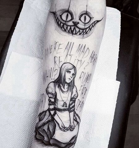 卡通点线小臂爱丽丝梦游仙境纹身图案