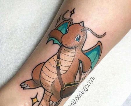 卡通小臂神奇宝贝喷火龙纹身图案