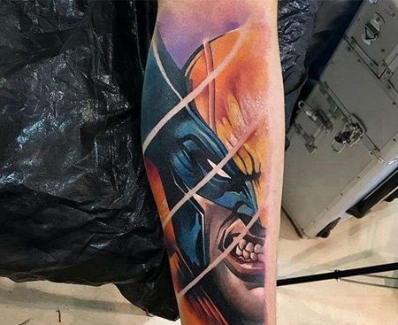 卡通小臂蝙蝠侠纹身图案