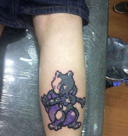 卡通小腿像素宠物小精灵超梦纹身图案