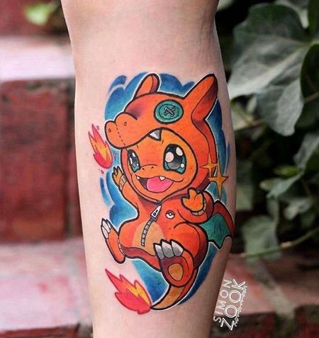 卡通小腿神奇宝贝小火龙纹身图案