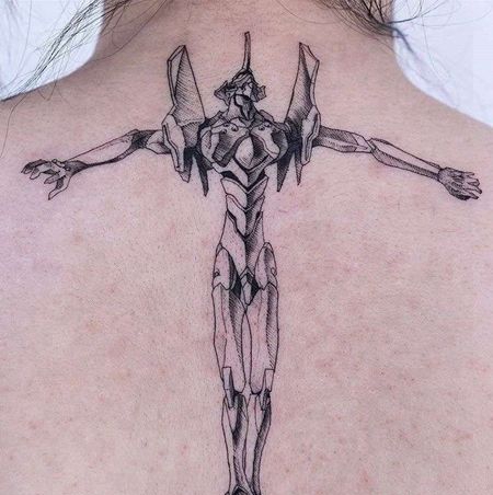 卡通后背机器人纹身图案