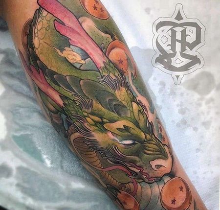 卡通小腿七龙珠神龙纹身图案