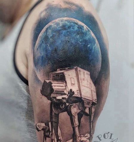 卡通大臂地球机器人纹身图案