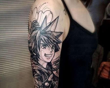 卡通点线大臂人像纹身图案