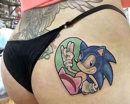 卡通大臂索尼克纹身图案