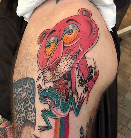 Old School大腿粉红豹青蛙纹身图案