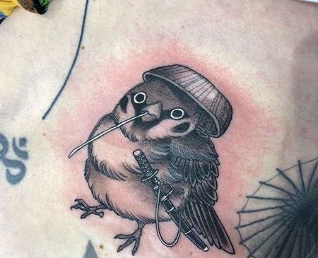 卡通小臂鸟纹身图案