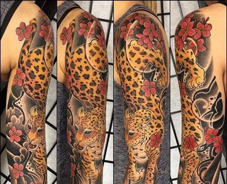 日式大臂豹子纹身图案