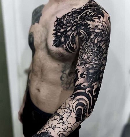 新传统胳膊菊花牡丹纹身图案