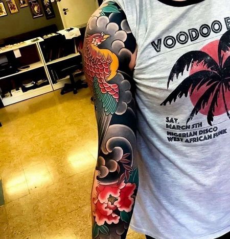 日式胳膊牡丹凤凰纹身图案