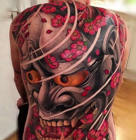 日式后背般若樱花纹身图案