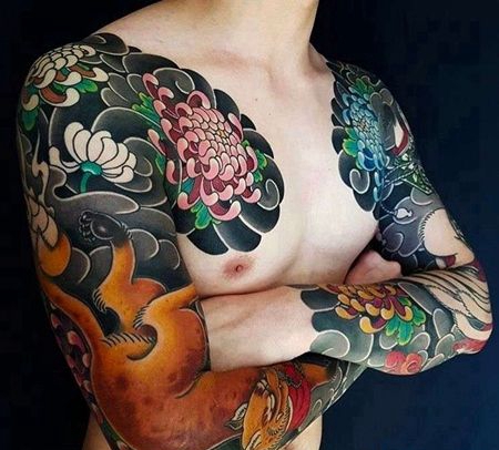 日式胳膊前胸狐狸菊花纹身图案