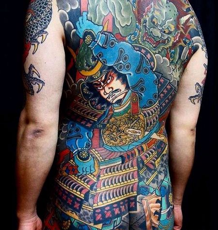 日式后背武士唐狮纹身图案