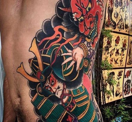 日式侧腰武士般若纹身图案