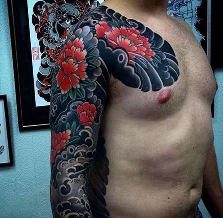 日式胳膊浪花牡丹纹身图案