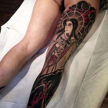 日式腿女人纹身图案