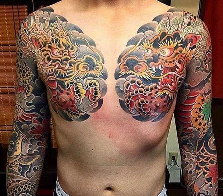 日式胳膊前胸龙纹身图案