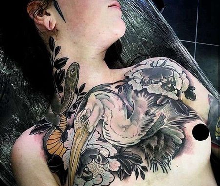 新传统前胸鹤纹身图案