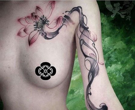 泼墨前胸荷花纹身图案
