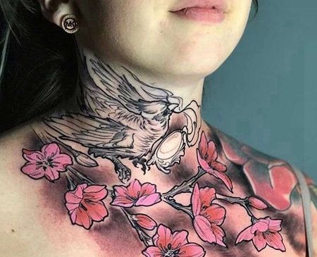 新传统脖子鸟花卉纹身图案